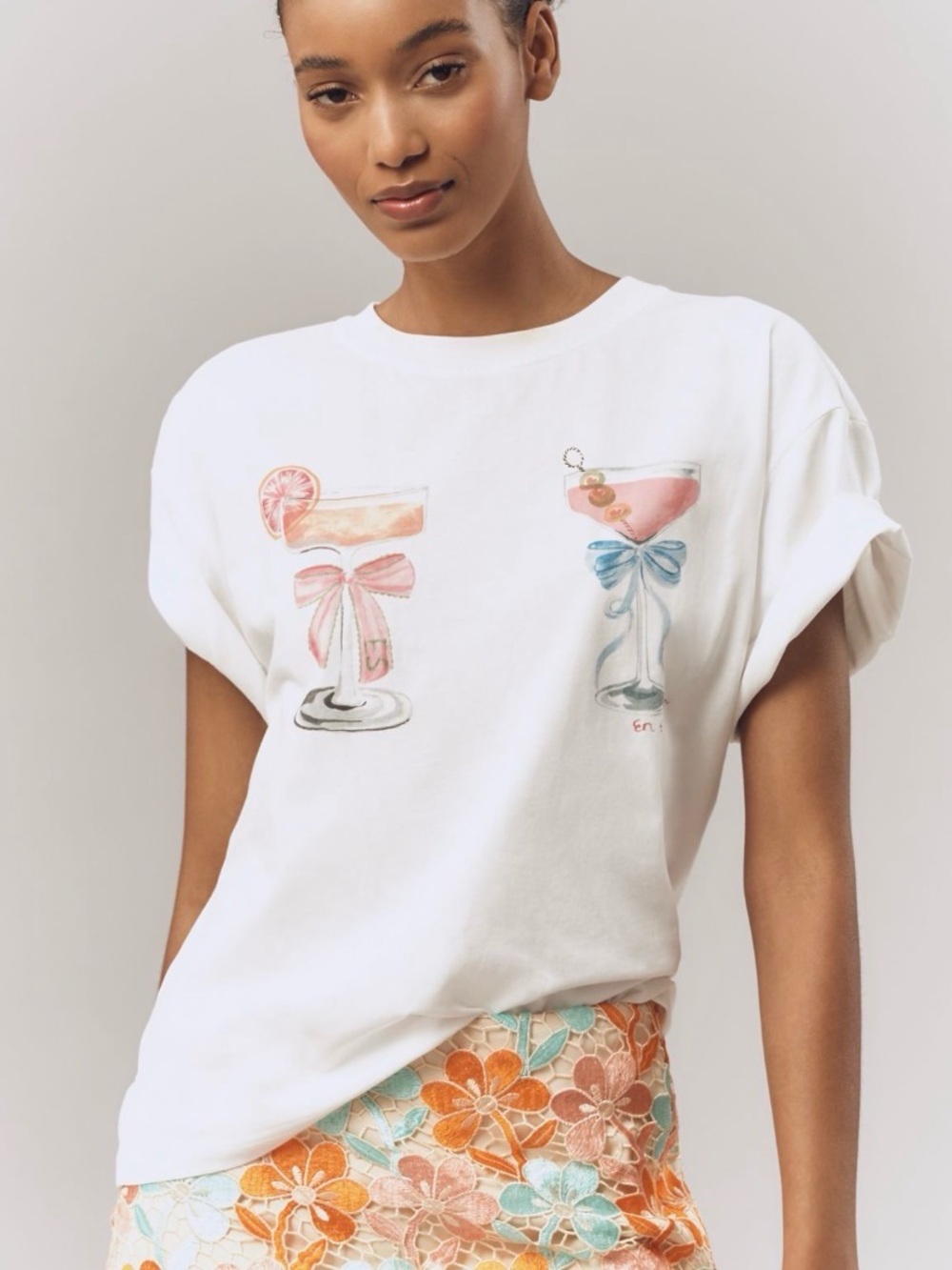 En Saison White Tee with Pink & Blue Cocktail Graphics